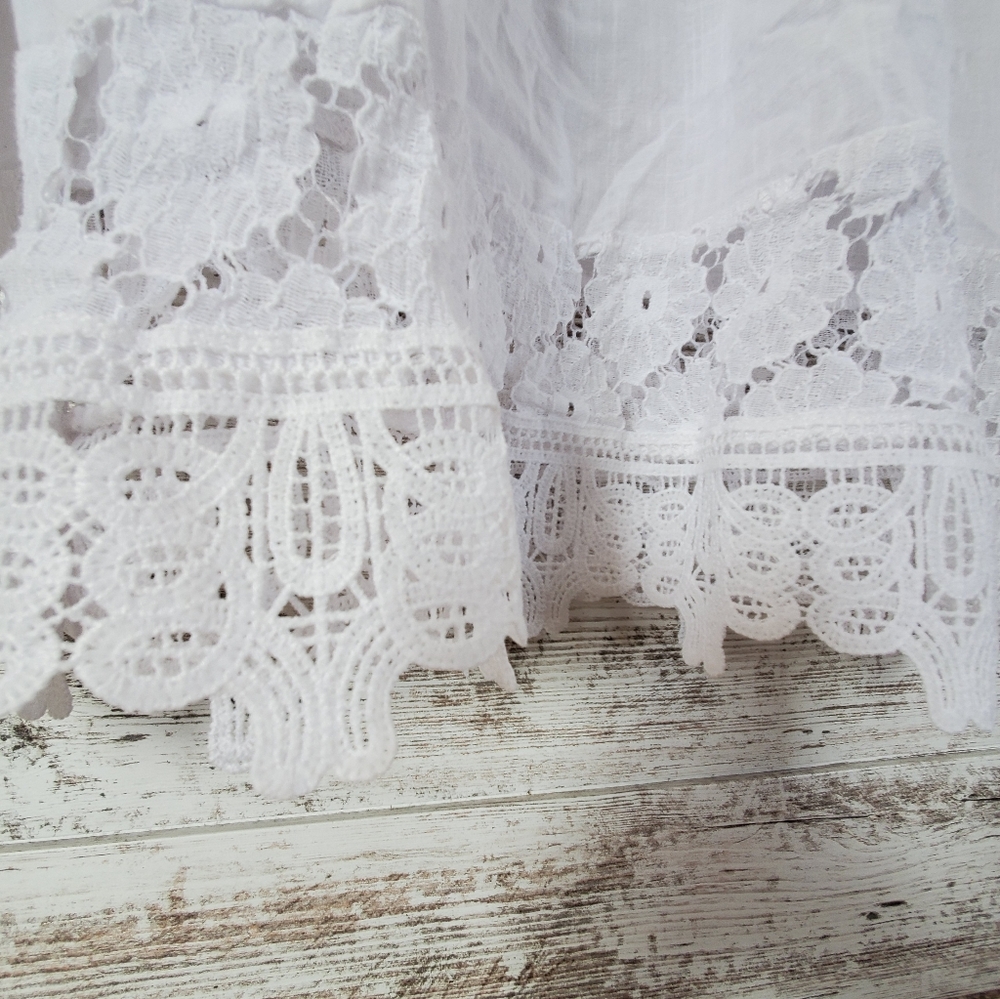 Boho Flowy White Lacy Embroidered Top - Picture 7 of 11